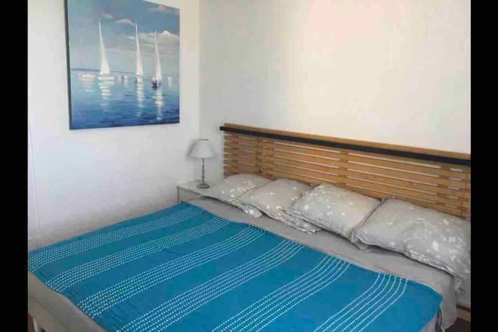 Villa Cote D'azur: Charmante Villa, Vue Mer, Piscine,clim,calme 8/10 Personnes